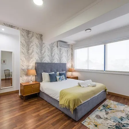 Guestready - The First * Porto